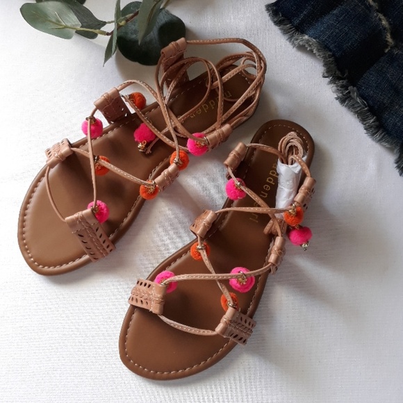 ❤...  Steve Madden Pom Pom Sandals - Picture 3 of 3